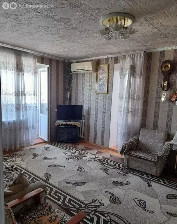 3-комнатная квартира: Майкоп, Краснооктябрьская улица, 27А (60.2 м) - Фото 1