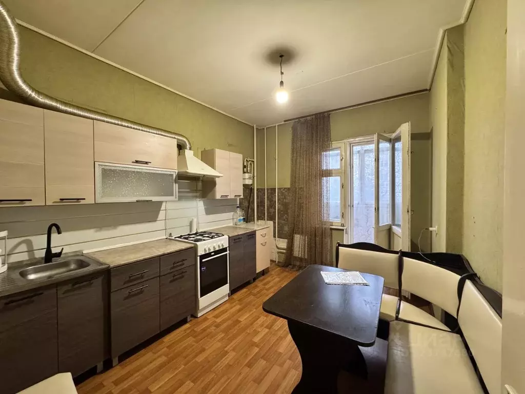 3-к кв. Псковская область, Псков Юбилейная ул., 32А (80.7 м) - Фото 1