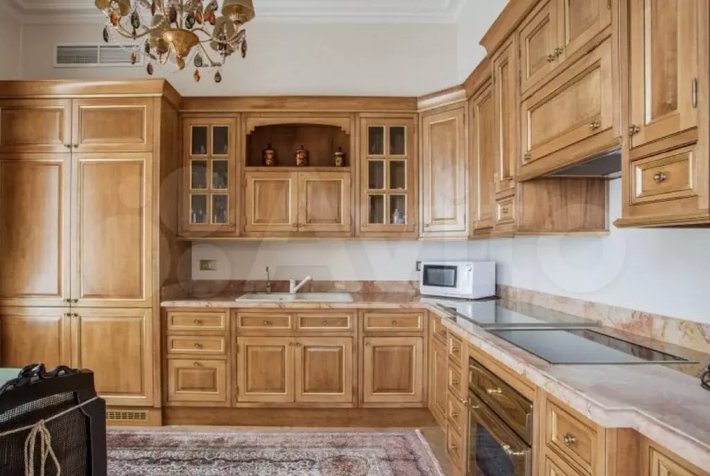 2-к. квартира, 130 м, 8/8 эт. - Фото 1
