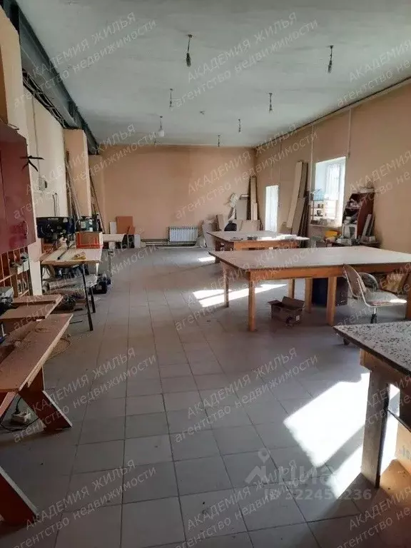 Офис в Оренбургская область, Орск пос. Никель, ул. Чекасина, 46 (600 ... - Фото 1