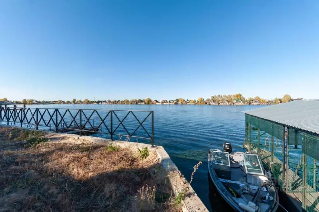 Дом в Татарстан, Зеленодольский район, Октябрьское с/пос, пос. ... - Фото 1