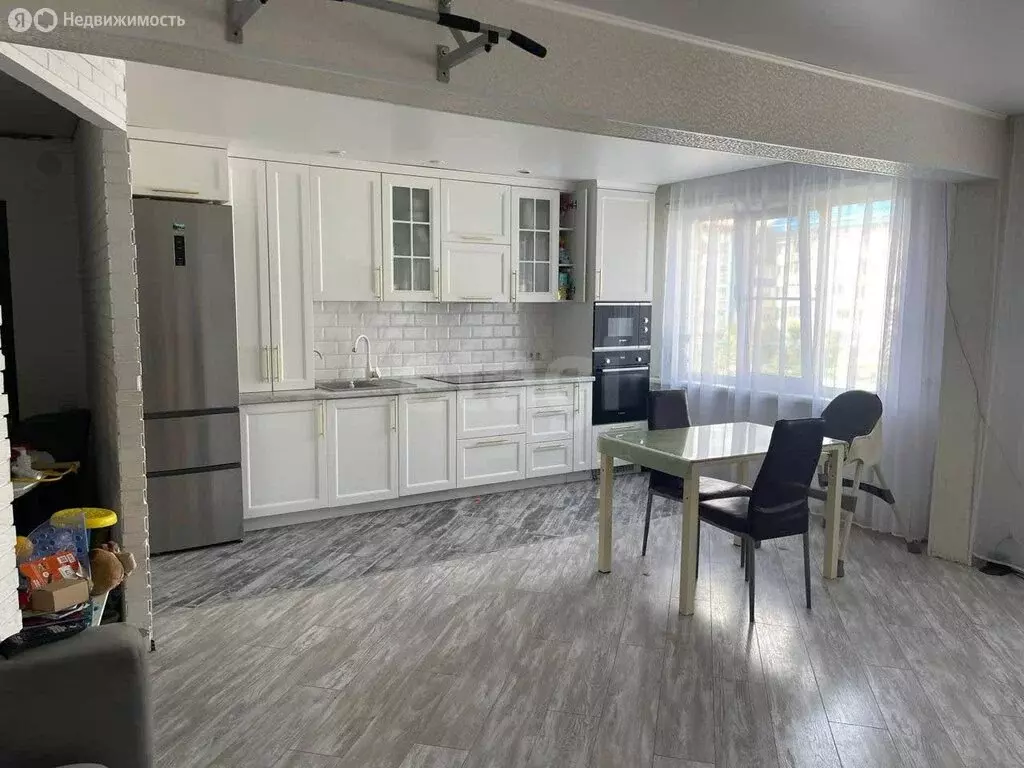 3-комнатная квартира: Горно-Алтайск, Алтайская улица, 28 (68 м) - Фото 2