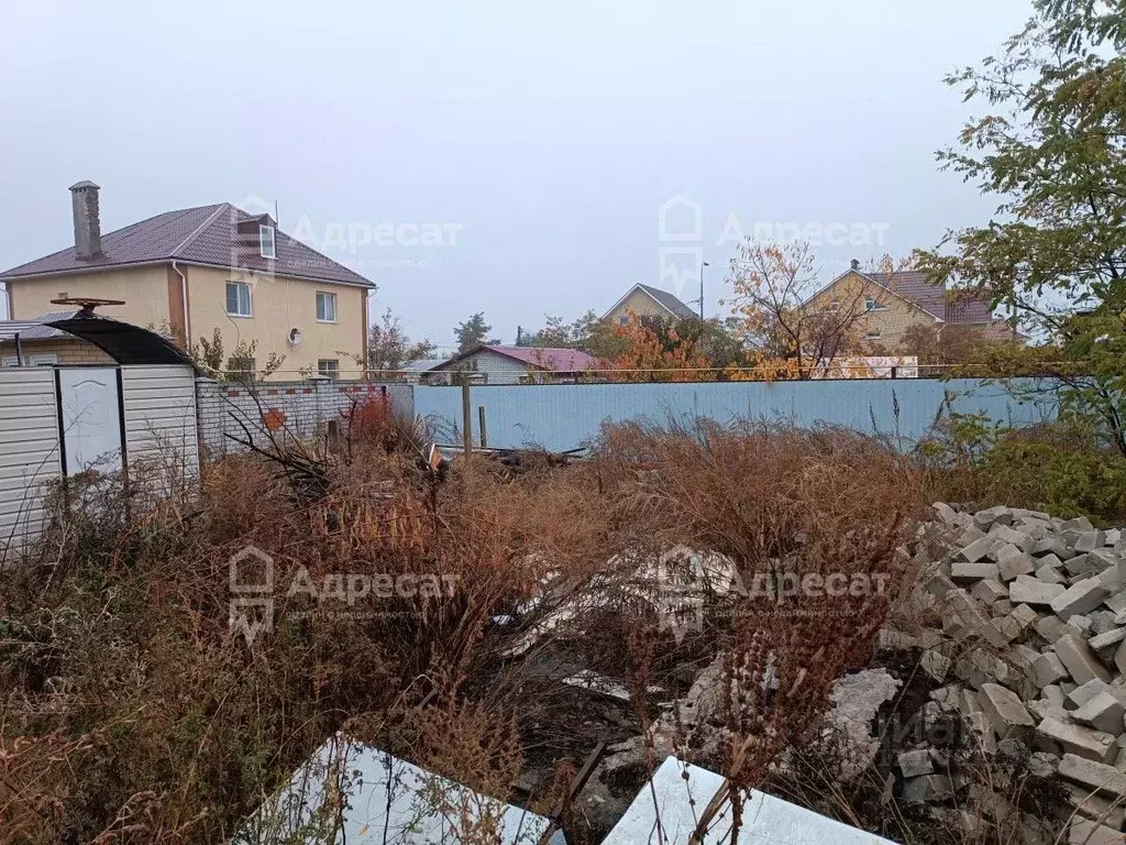 Участок в Волгоградская область, Волгоград Солнечный мкр, ул. ... - Фото 1