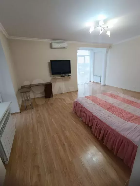 1-к. квартира, 40 м, 4/9 эт. - Фото 1