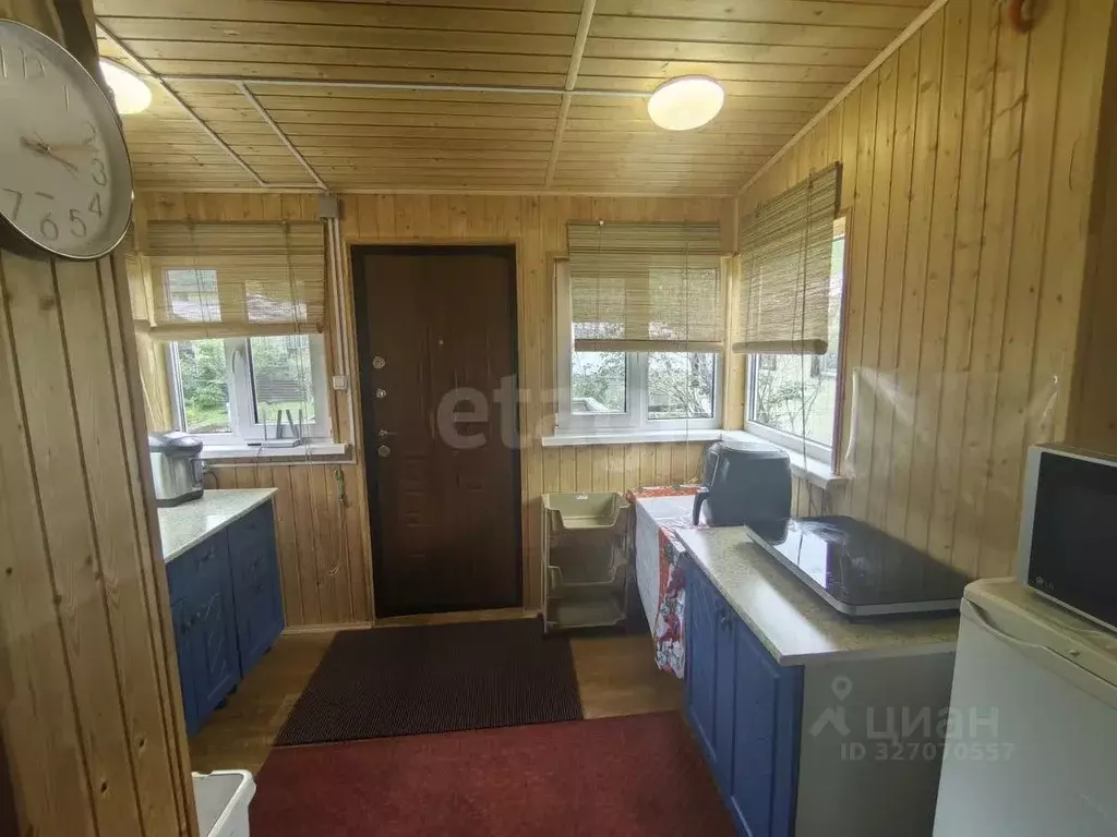 Дом в Камчатский край, Елизовский муниципальный округ, Коммунальник ... - Фото 2