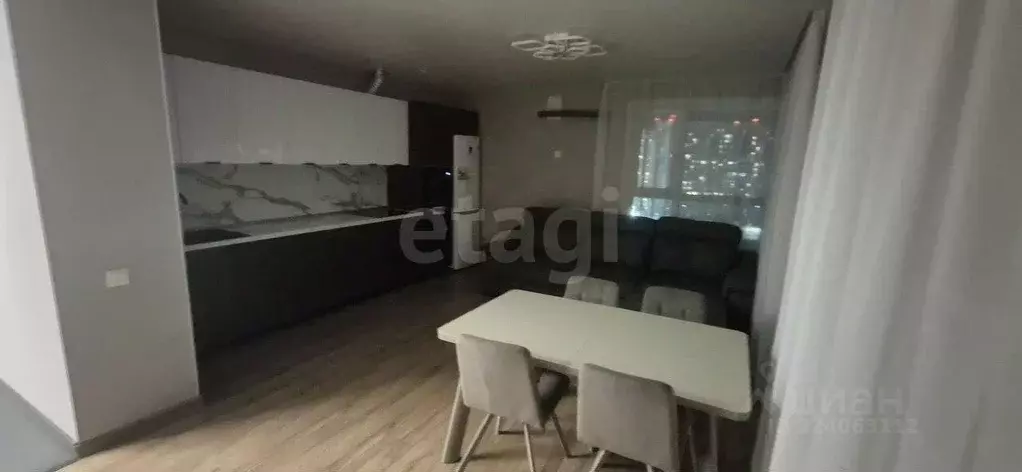 3-к кв. Новосибирская область, Новосибирск ул. Ясный Берег, 27 (68.0 ... - Фото 2