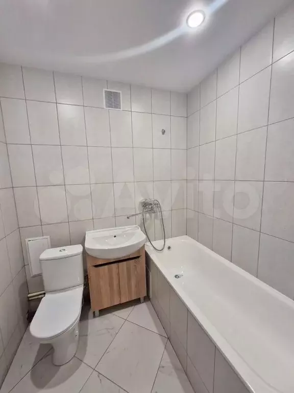 1-к. квартира, 34 м, 3/3 эт. - Фото 1