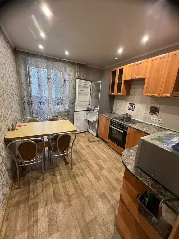 2-к. квартира, 55 м, 7/9 эт. - Фото 0