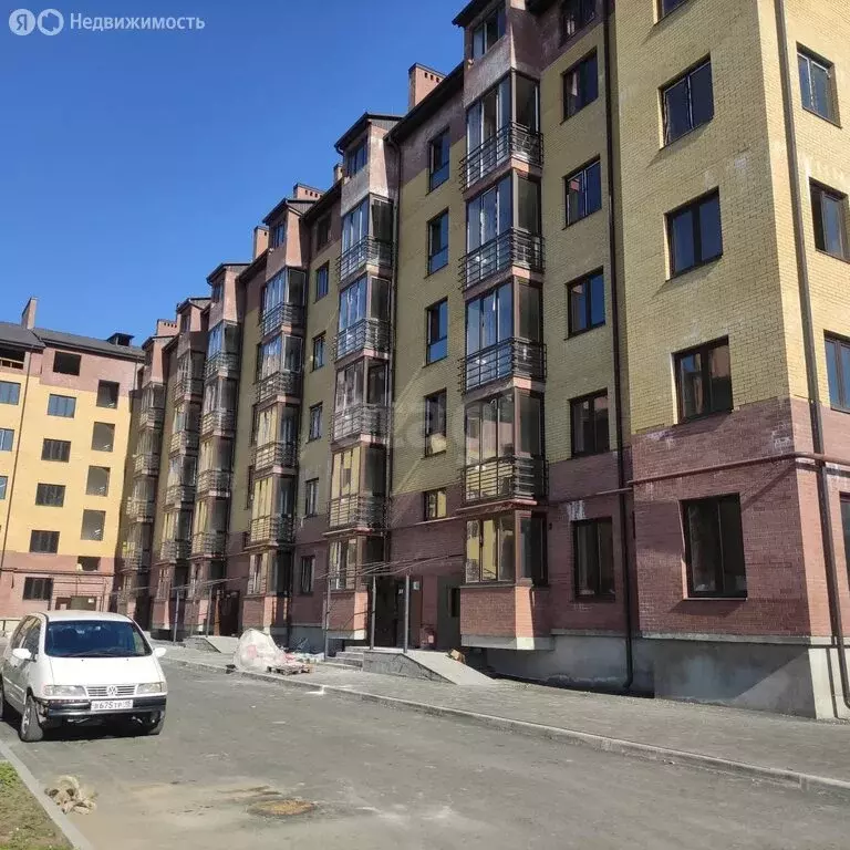 1-комнатная квартира: Владикавказ, улица Билара Кабалоева, 20 (50 м) - Фото 2