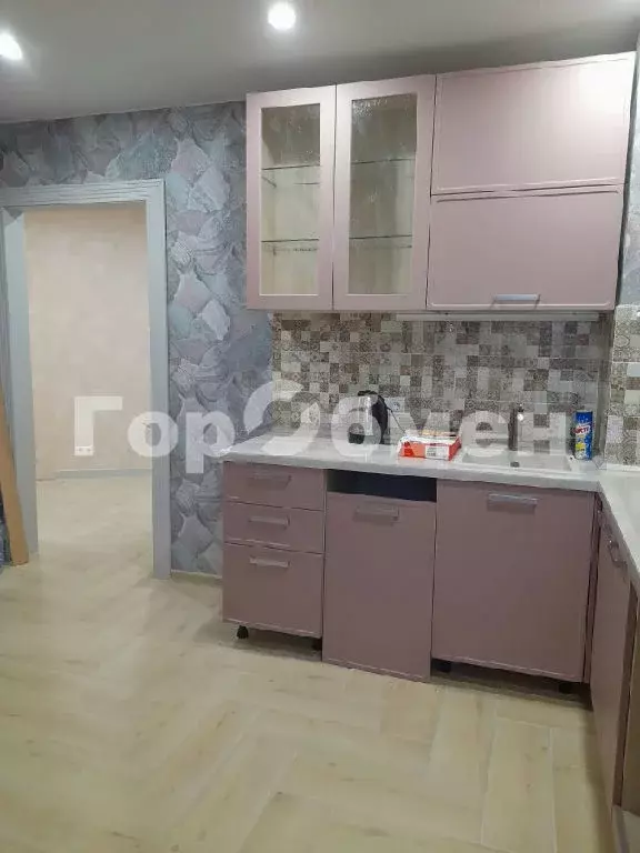 Продается 2-комнатная квартира - Фото 1