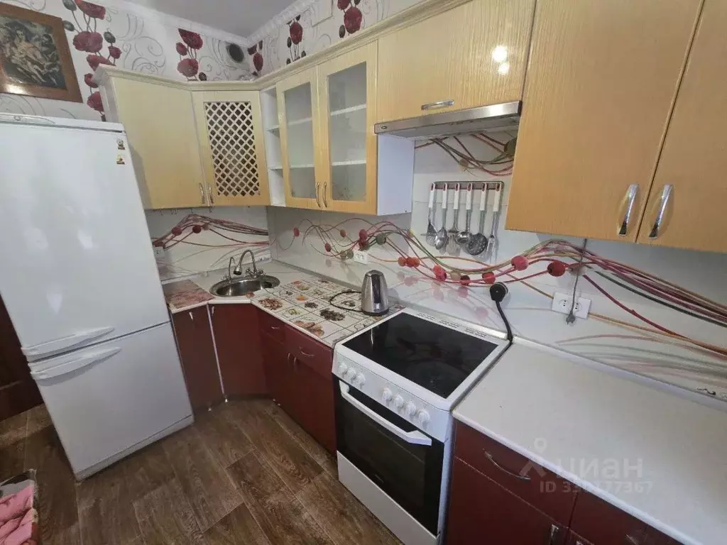2-к кв. Челябинская область, Челябинск Винницкая ул., 4а (57.4 м) - Фото 1