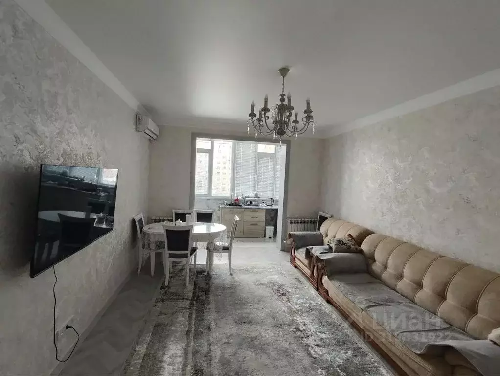 1-к кв. Дагестан, Каспийск ул. Камиля Гасанова, 3 (50.0 м) - Фото 0