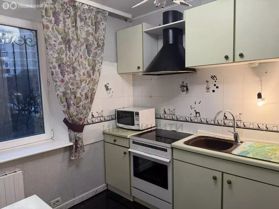 3-комнатная квартира: Мытищи, улица Воровского, 3 (65.2 м) - Фото 1