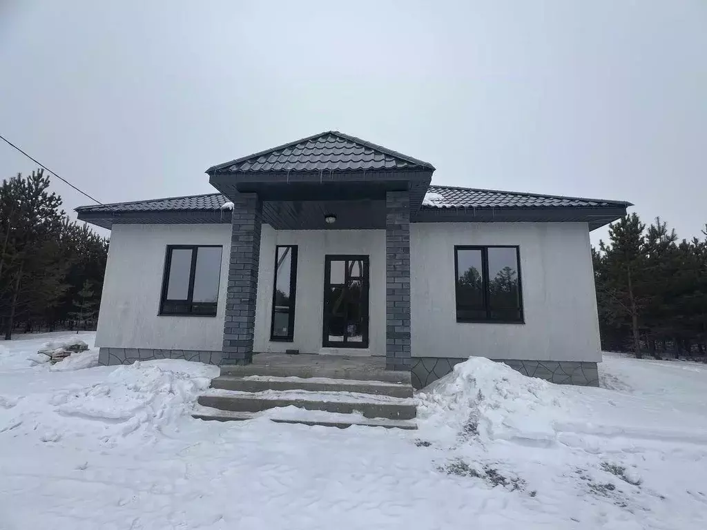 Дом в Свердловская область, Сысертский муниципальный округ, пос. ... - Фото 0