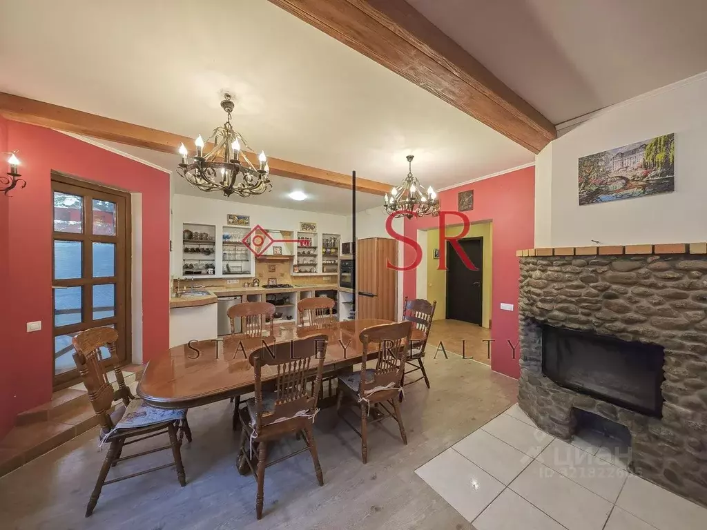 Дом в Ленинградская область, Выборгский район, Полянское с/пос, пос. ... - Фото 1