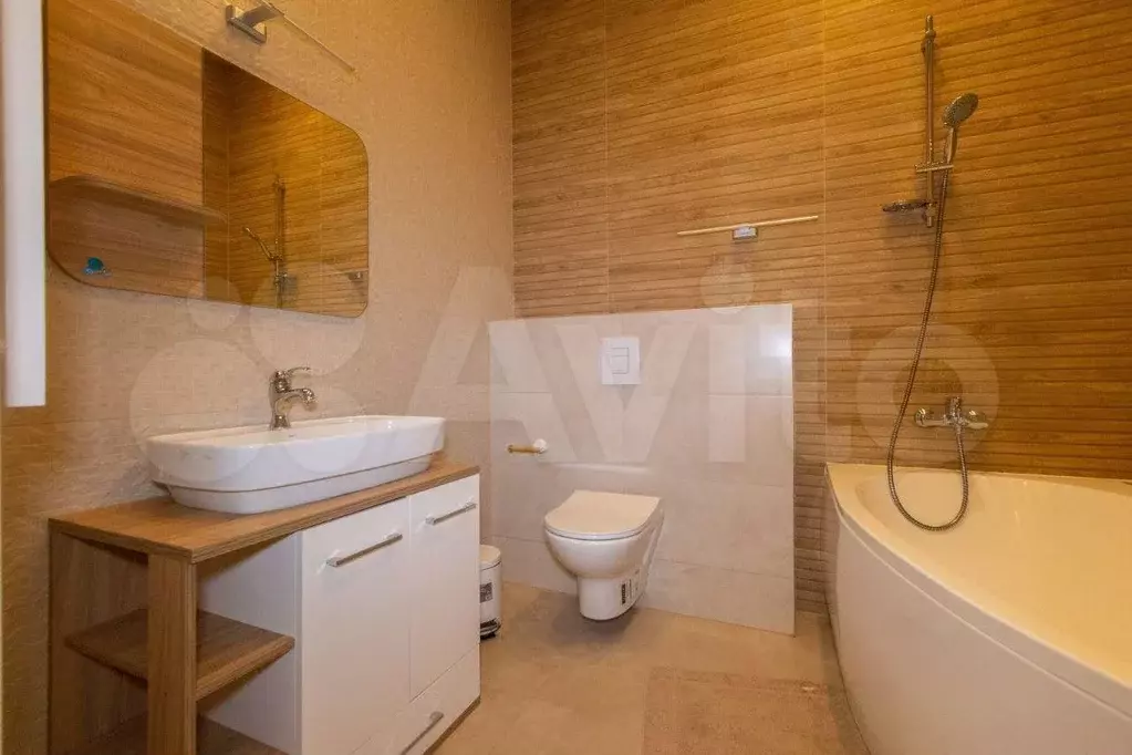 4-к. квартира, 120 м, 1/4 эт. - Фото 1