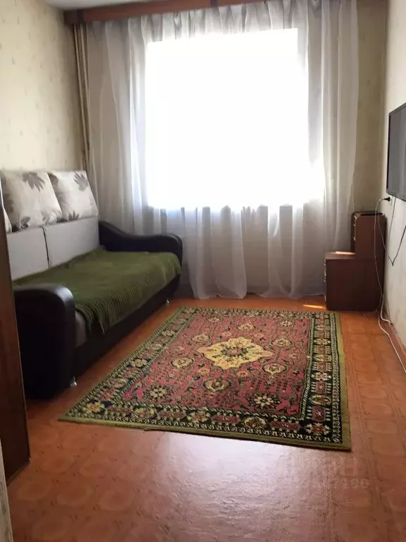 3-к кв. Омская область, Омск ул. 10 лет Октября, 107 (68.0 м) - Фото 1