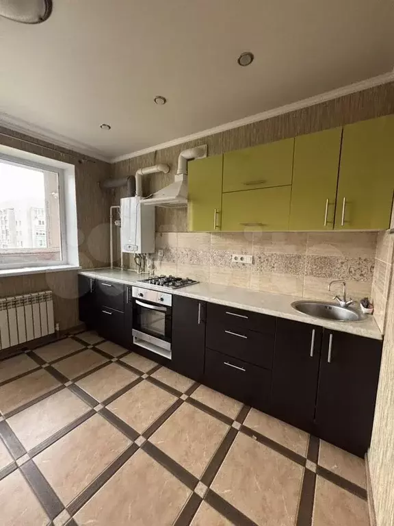 3-к. квартира, 82 м, 3/3 эт. - Фото 0