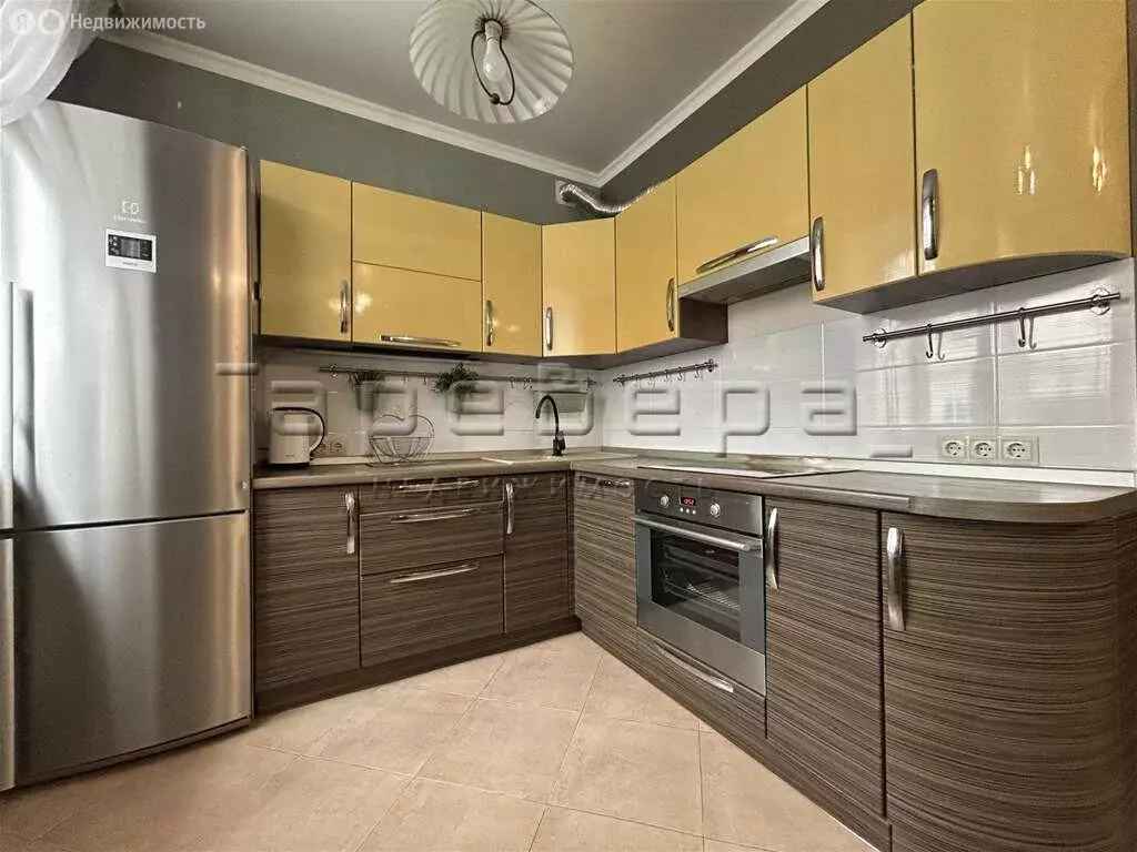 3-комнатная квартира: Красноярск, Свободный проспект, 65 (88 м) - Фото 1