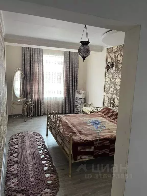 2-к кв. Дагестан, Дербент ул. Сальмана, 83А (80.0 м) - Фото 0