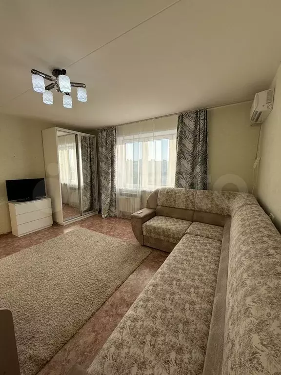 2-к. квартира, 50 м, 8/10 эт. - Фото 0