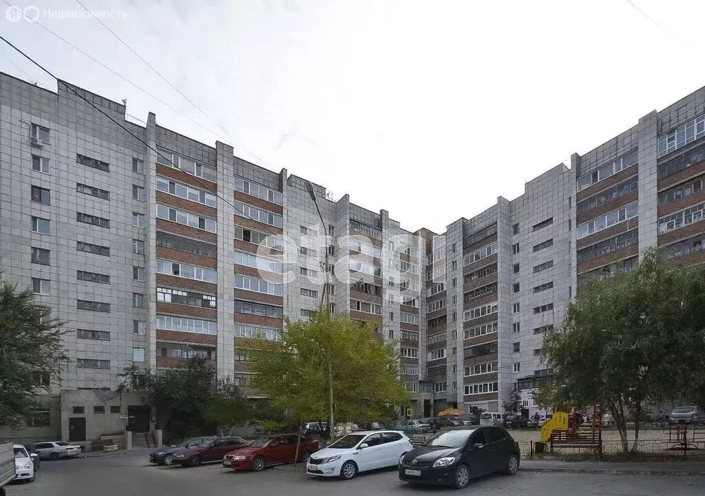 4-комнатная квартира: Тюмень, улица Федюнинского, 19 (72.8 м) - Фото 1