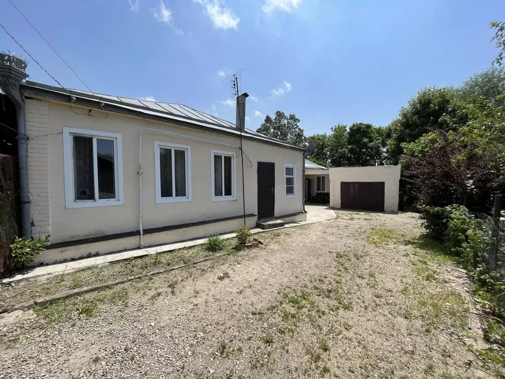 Дом в Краснодарский край, Лабинск ул. Карла Маркса, 273 (80 м) - Фото 0