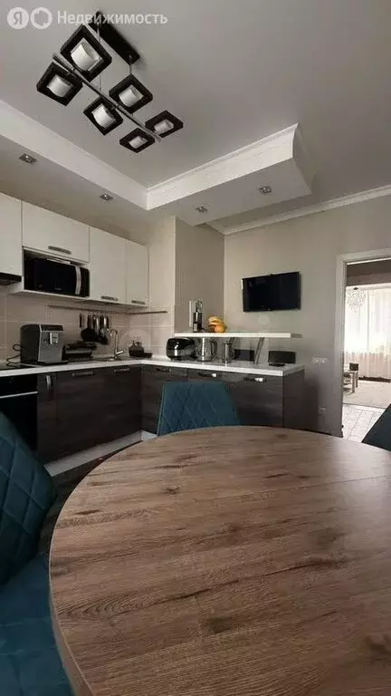 3-комнатная квартира: Ростов-на-Дону, улица Ерёменко, 90/27 (74 м) - Фото 0