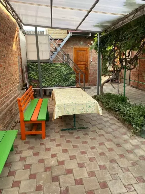 Дом в Краснодарский край, Ейск ул. Гоголя, 144 (15 м) - Фото 1