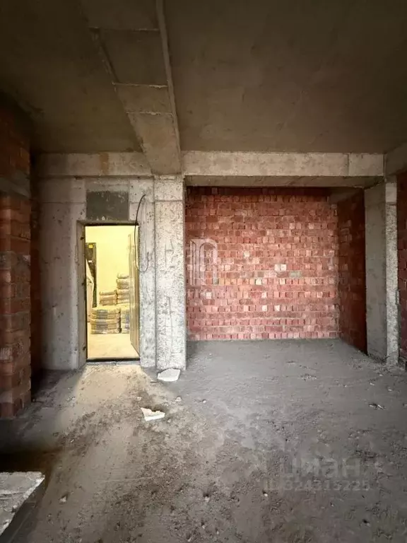 1-к кв. Дагестан, Каспийск Батырая ул. (48.0 м) - Фото 2