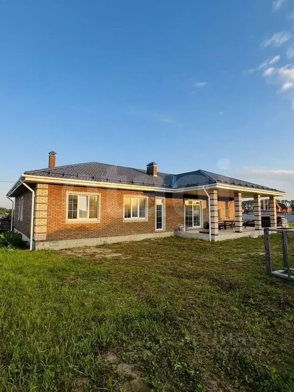 Дом в Калужская область, Калуга городской округ, д. Шопино ул. ... - Фото 1