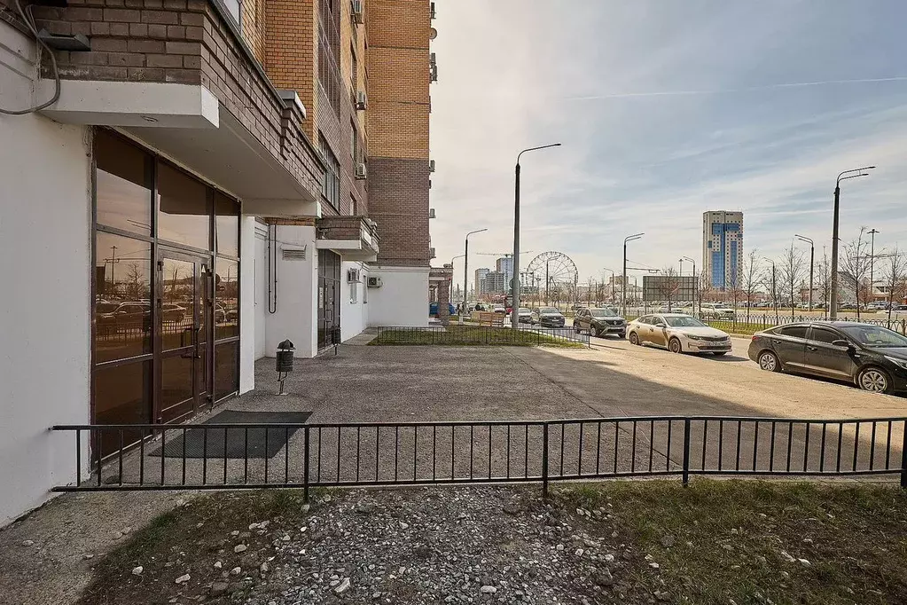 Помещение свободного назначения в Татарстан, Казань Чистопольская ул., ... - Фото 1