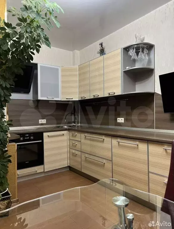 3-к. квартира, 76 м, 5/9 эт. - Фото 0