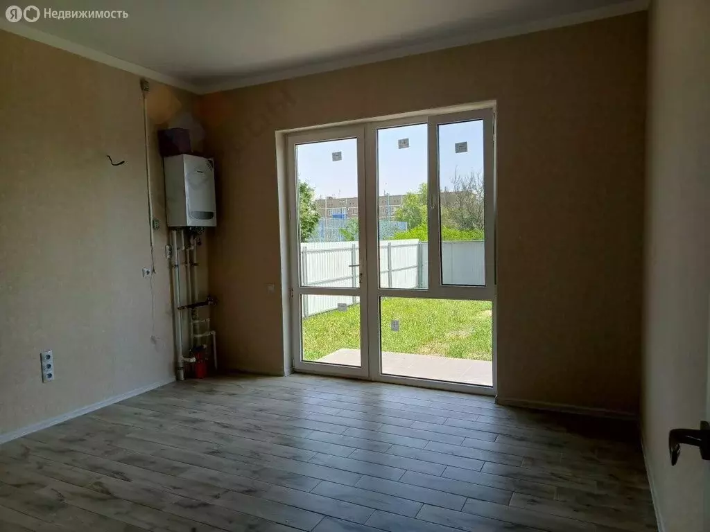 Дом в Калининская, улица Куйбышева, 8В (70 м) - Фото 0