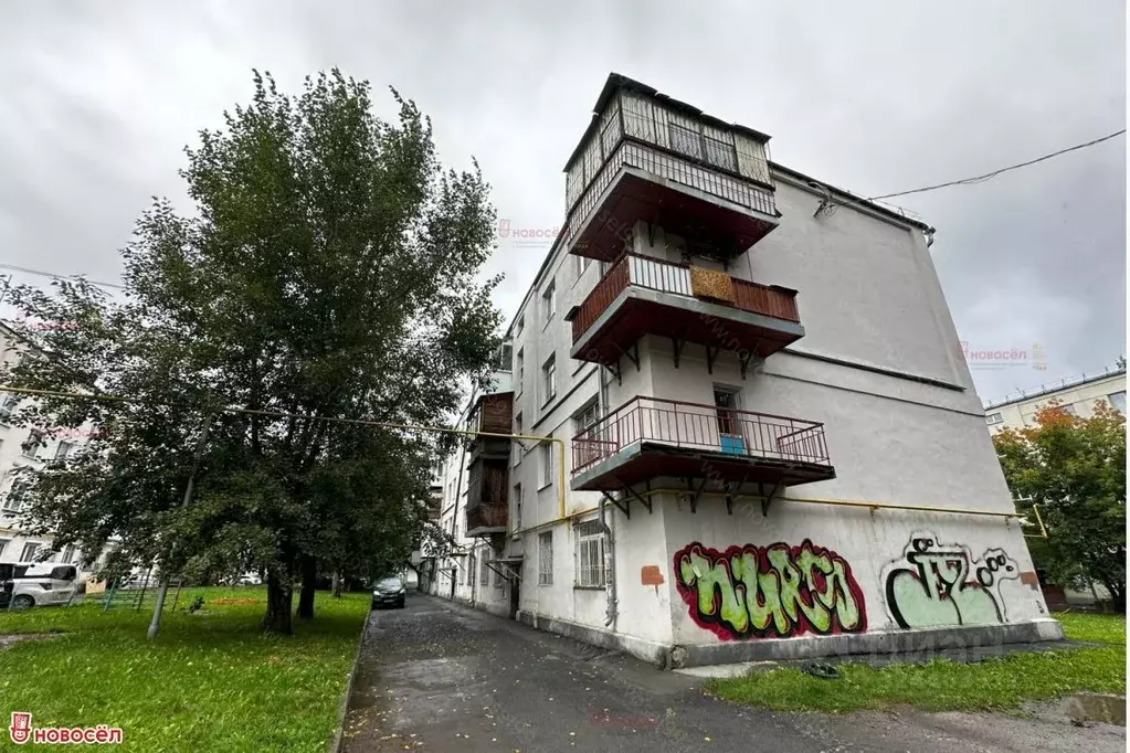 Комната Свердловская область, Екатеринбург ул. Ильича, 10 (12.0 м) - Фото 1