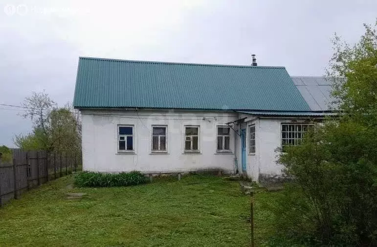 Дом в Гвардейский, Советская улица (77 м) - Фото 1