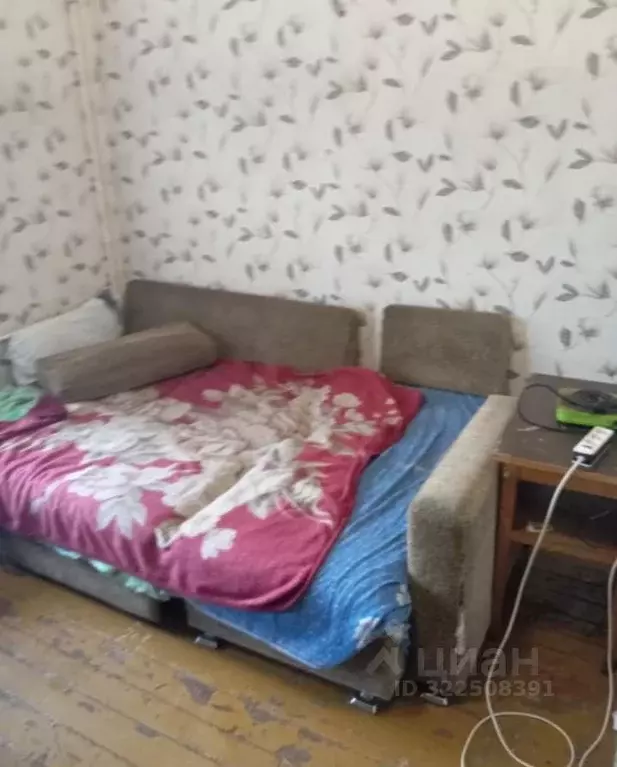 Комната Челябинская область, Челябинск ул. Савина, 10 (15.0 м) - Фото 1