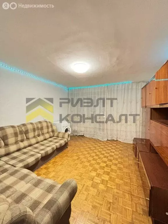 2-комнатная квартира: Омск, улица Красный Путь, 18 (54 м) - Фото 1