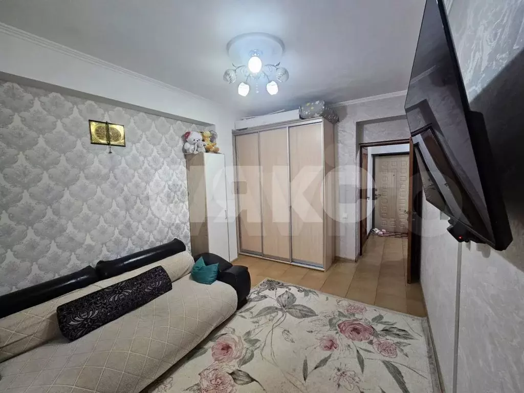 1-к. квартира, 38 м, 1/5 эт. - Фото 1