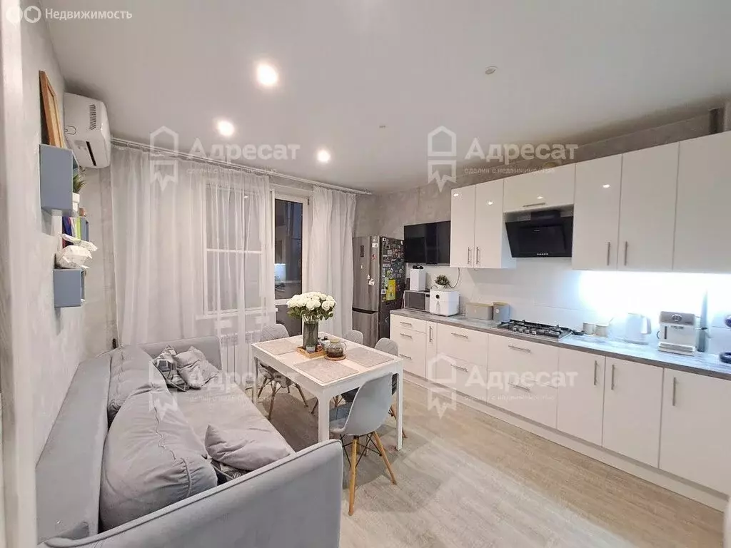 2-комнатная квартира: Волгоград, улица Степанищева, 16 (56 м) - Фото 2