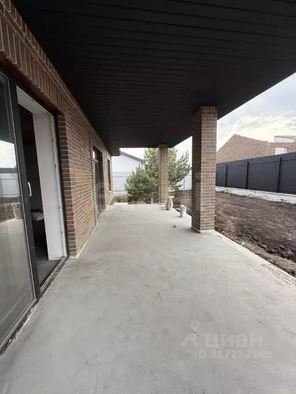 Дом в Курская область, Курский район, Моковский сельсовет, д. 1-я ... - Фото 2