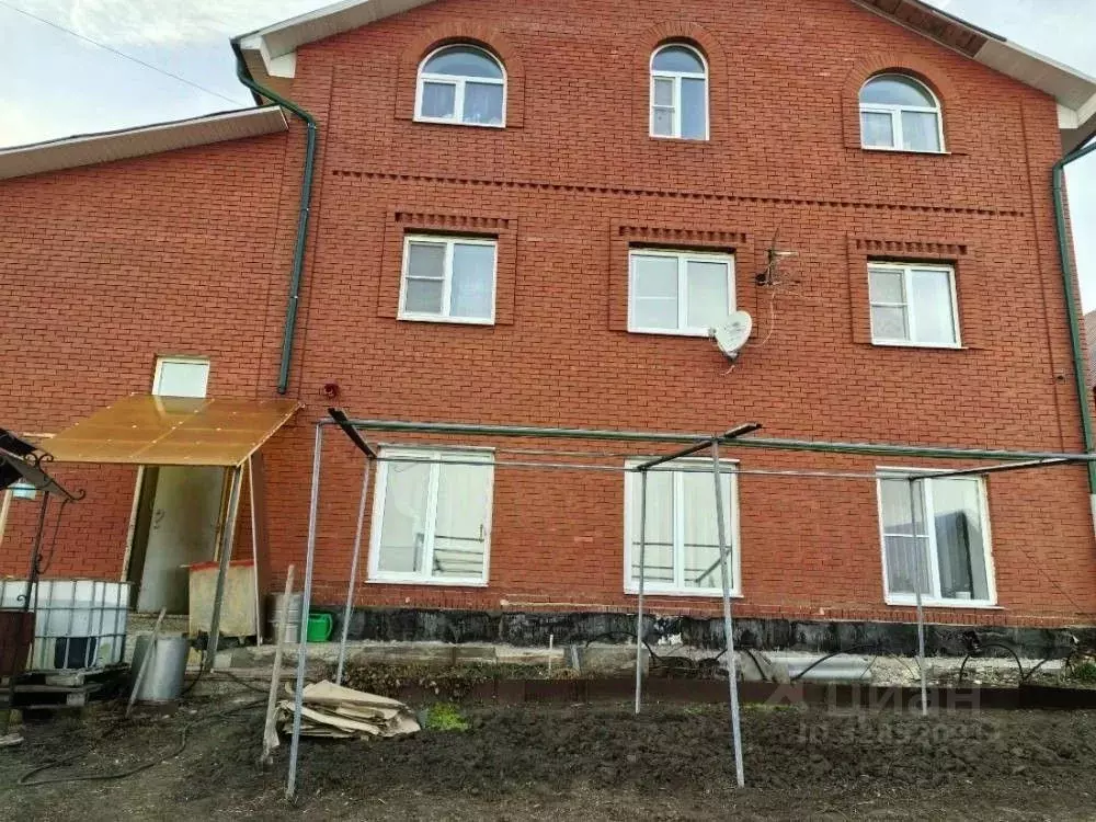 Дом в Самарская область, Сызрань пос. Засызранский, ул. Базисная, 49 ... - Фото 2