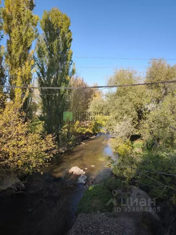 2-к кв. Крым, Симферопольский район, с. Мирное ул. Владимира Терехова, ... - Фото 1