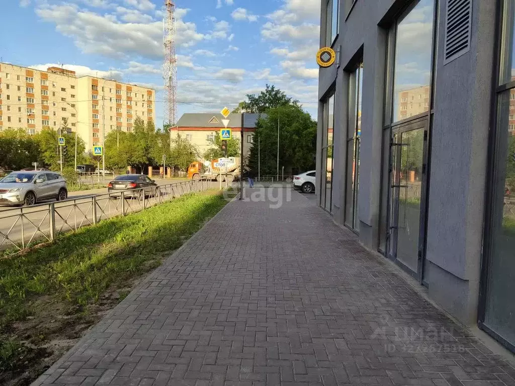 Помещение свободного назначения в Тюменская область, Тюмень ул. ... - Фото 1