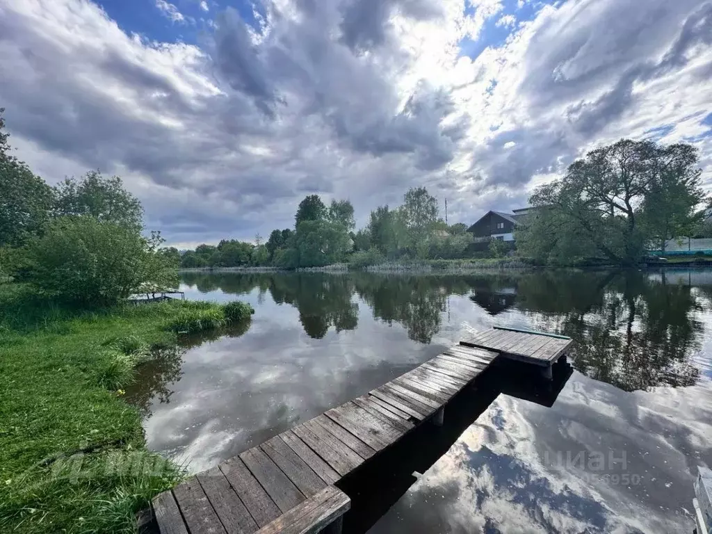 Участок в Москва д. Десна, ул. Речная (9.8 сот.) - Фото 1