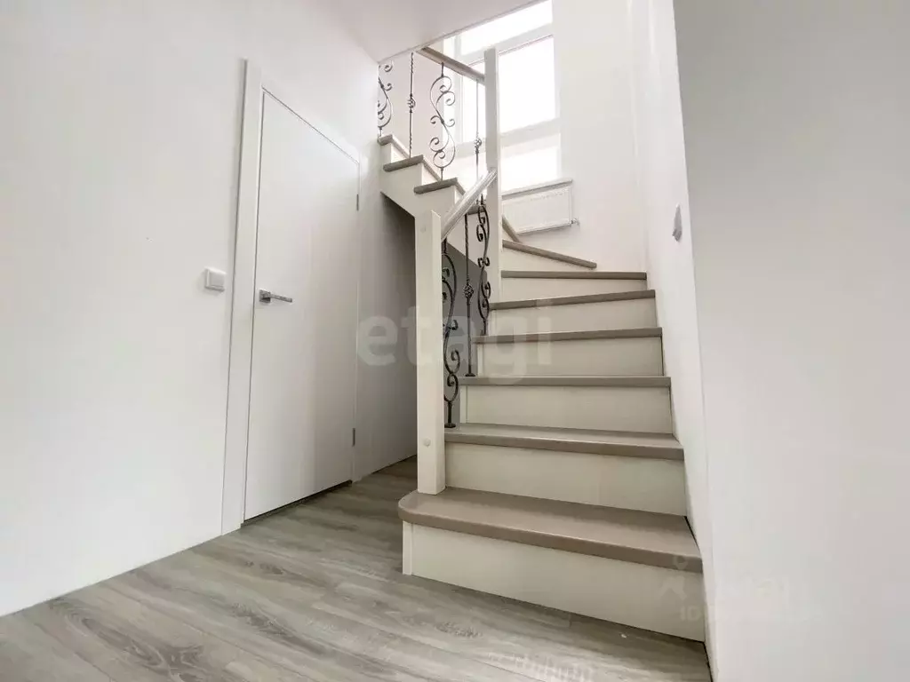 Дом в Владимирская область, Александров наб. Калининская, 11 (99 м) - Фото 1