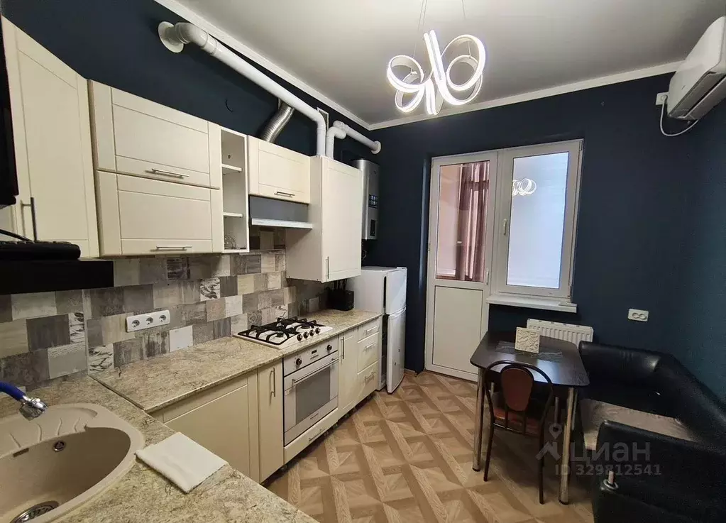 2-к кв. Краснодарский край, Абинск ул. Свердлова, 16 (54.0 м) - Фото 2