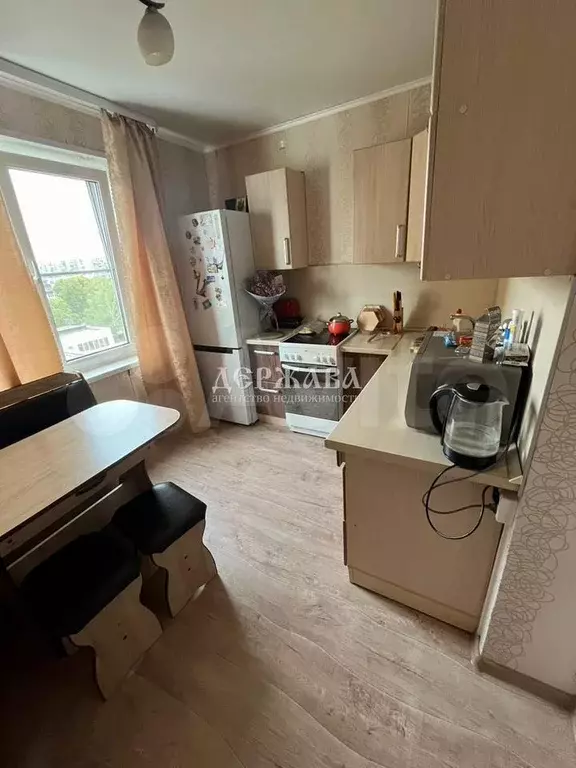 1-к. квартира, 38 м, 6/9 эт. - Фото 0