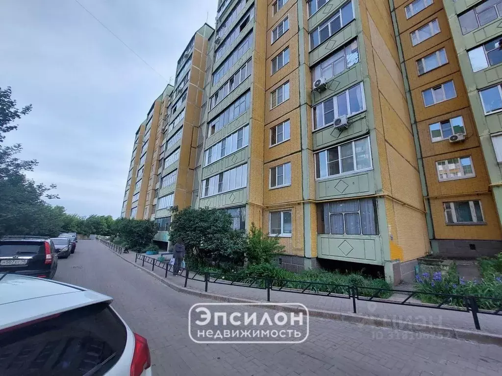 1-к кв. Курская область, Курск Звездная ул., 19 (36.2 м) - Фото 0
