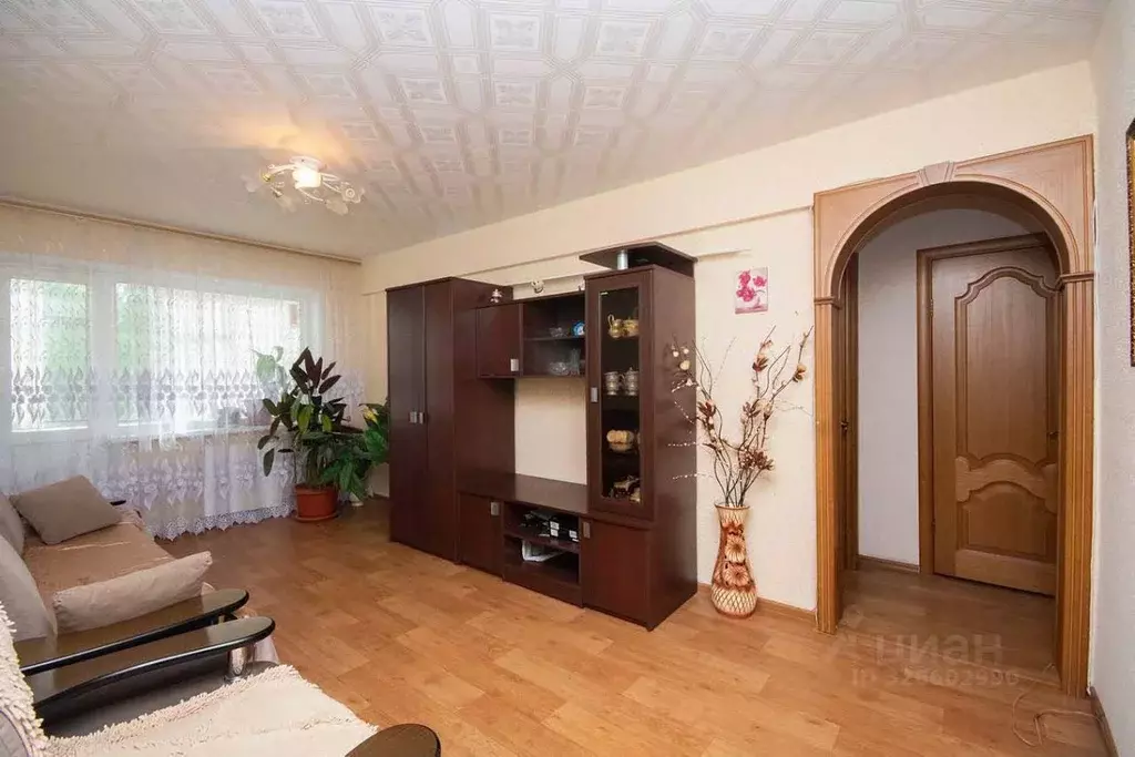 3-к кв. Ульяновская область, Ульяновск Кузоватовская ул., 58 (60.0 м) - Фото 2